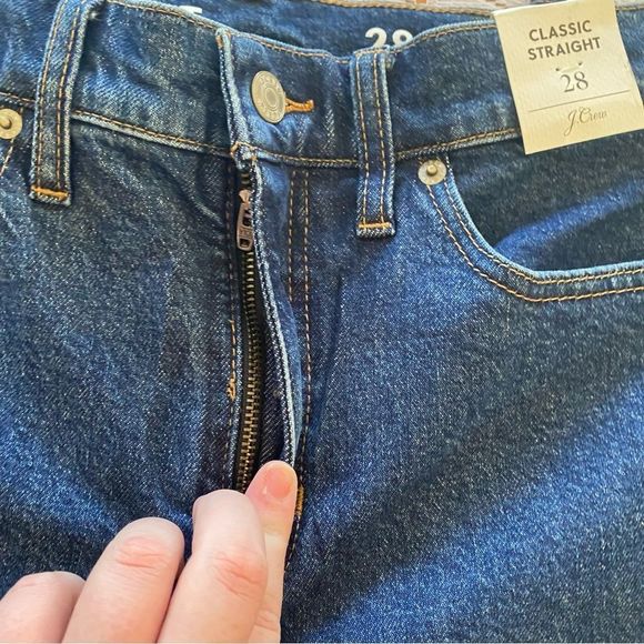J. Crew • High Rise 90’s Classic Straight Jean in Cooper Square Wash - Picture 6 of 15